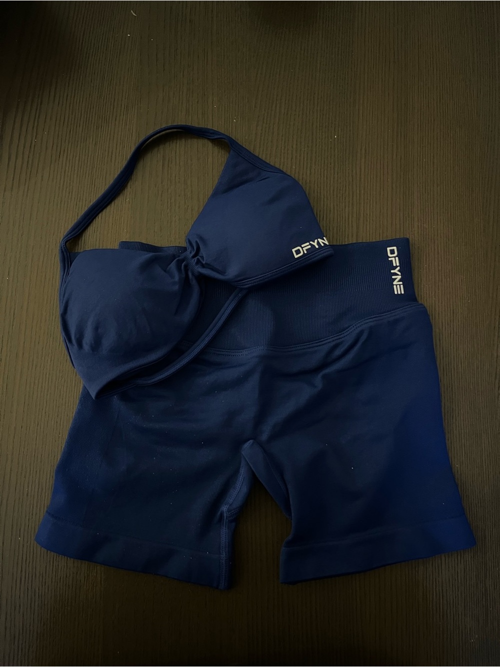 DFYNE Women's activewear set